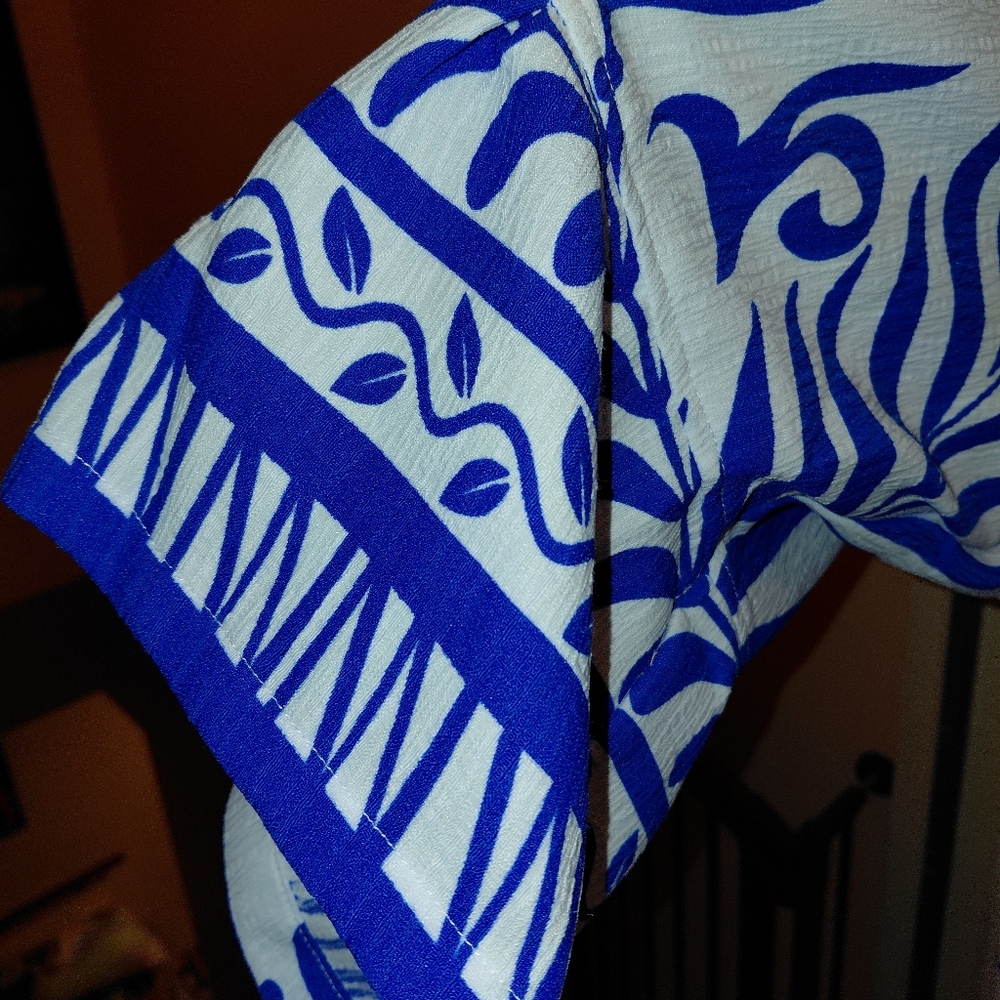 Multiples Blue and White Leaf Pattern NWT - image 6